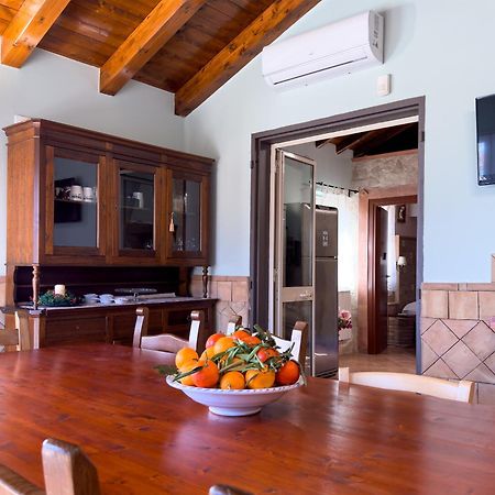 Villa Del Gelso Chalet Nel Parco Delletna Mascali Ngoại thất bức ảnh